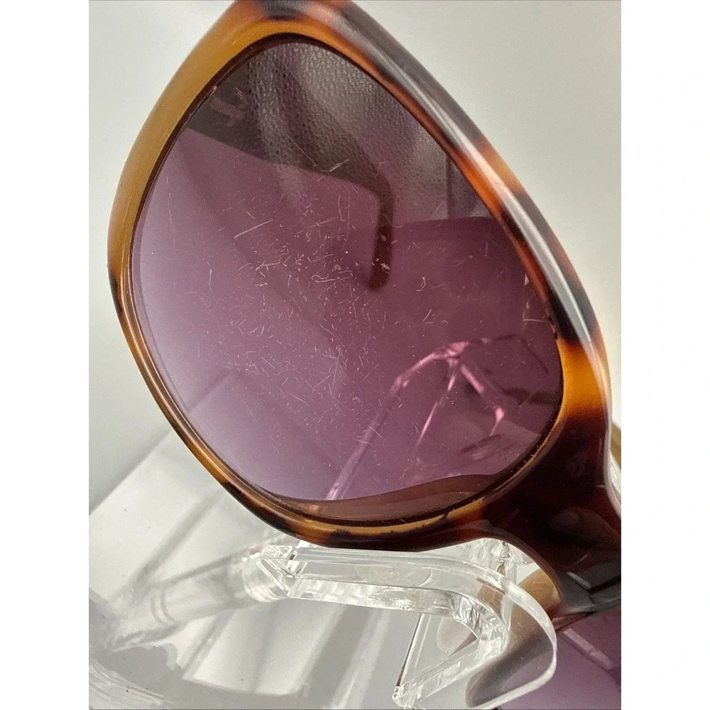 Tommy Hilfiger authentic Designer Sunglasses- Oversize Tortoise Frame Polarized